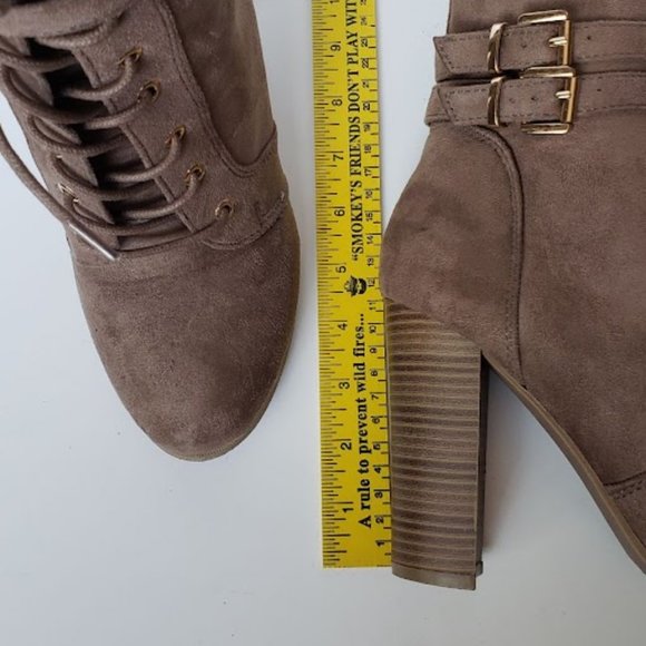 Square Toe Boots Short Heel Size 9 Wild Diva - Picture 3 of 9